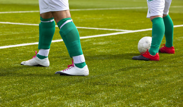 在soccerfield玩球