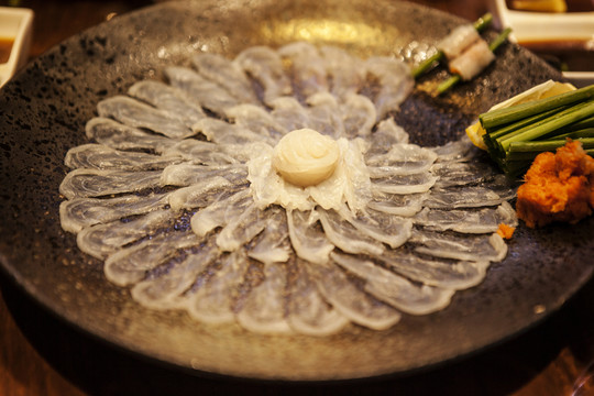 河豚刺生