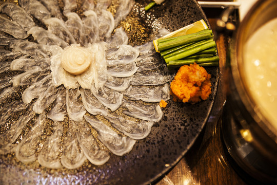 河豚刺生