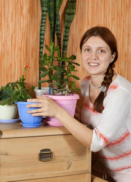 女人與花在鍋里