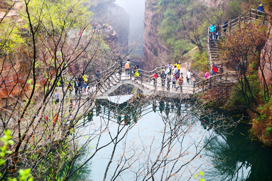 郭亮春天風(fēng)光