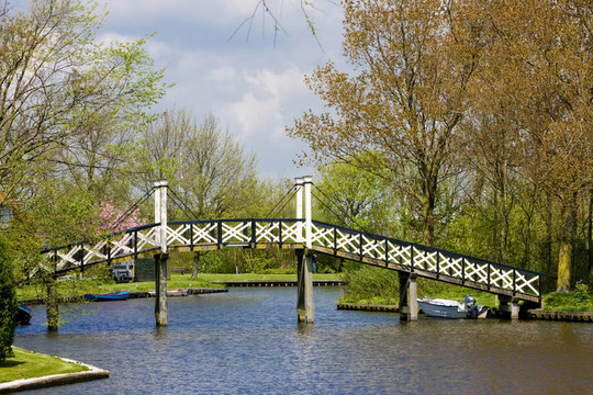 興德盧平；Friesland；荷蘭