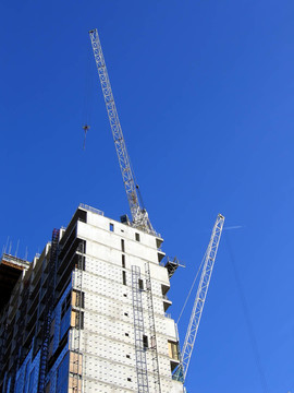 利物浦建設(shè)中的現(xiàn)代辦公建筑