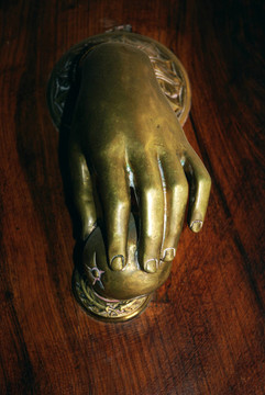 黃銅門環(huán)
