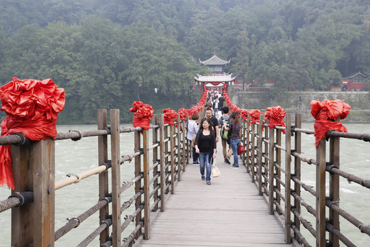 都江堰安瀾索橋