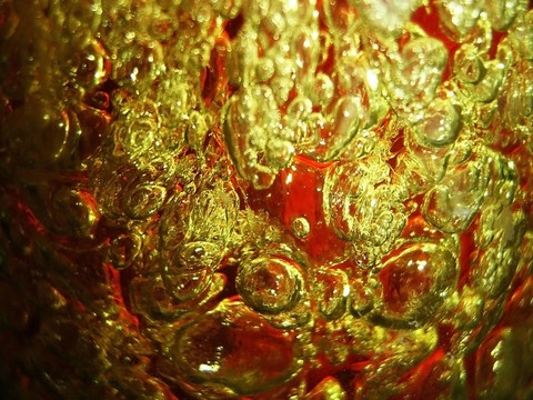 氣泡；濃蜂蜜；滴；鮮橙