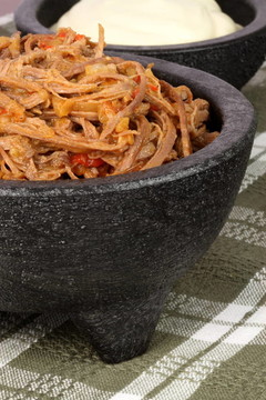 墨西哥牛肉絲和調(diào)味汁