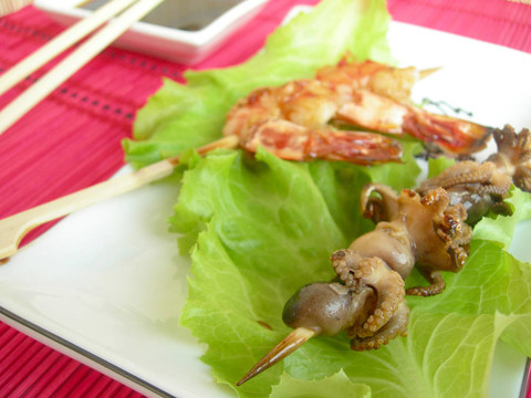 蝦、章魚(yú)；安裝在串。