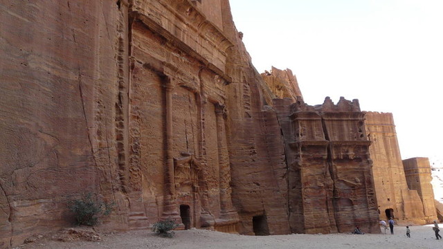 從SIQ的tresury；Petra；約旦