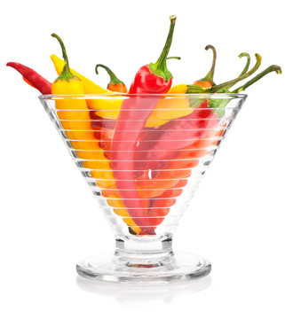 辣椒蔬菜水果玻璃花瓶孤立