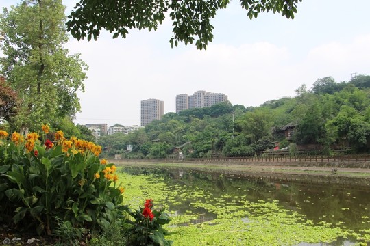 河邊