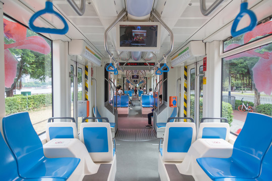 廣州輕軌觀光車內(nèi)景