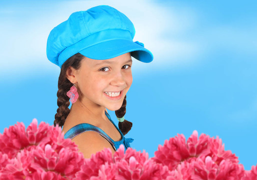 漂亮的10歲的春天的女孩