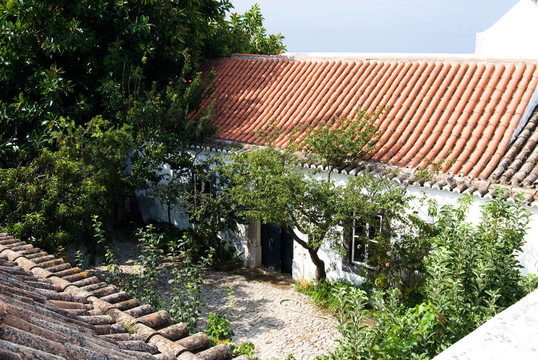 阿尔加维典型住宅；葡萄牙