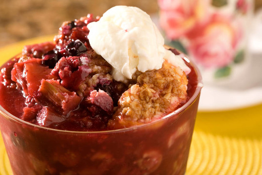 Berry Cobbler和冰淇淋