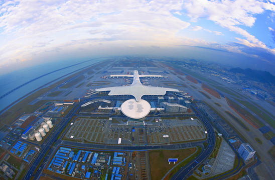 深圳寶安機(jī)場上空