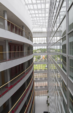 現(xiàn)代辦公建筑室內(nèi)