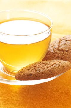 綠茶和燕麥餅干特寫(xiě)