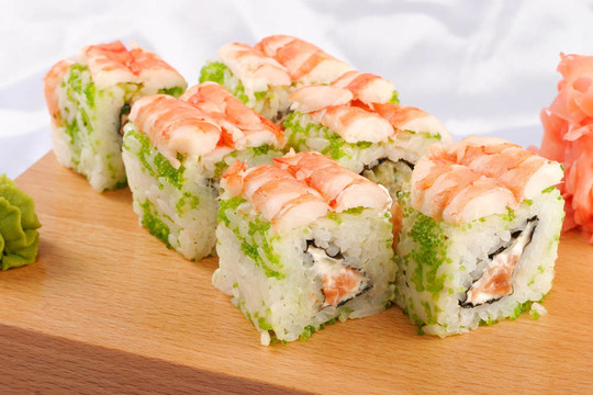 Sushi futomaki與蝦