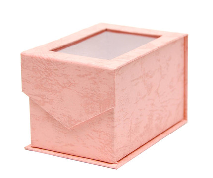 白色背景上的禮品盒
