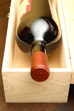 紅葡萄酒