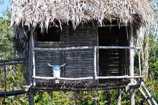 hut2