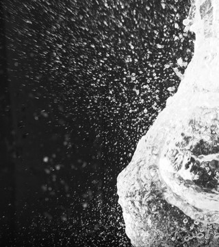 水中爆炸