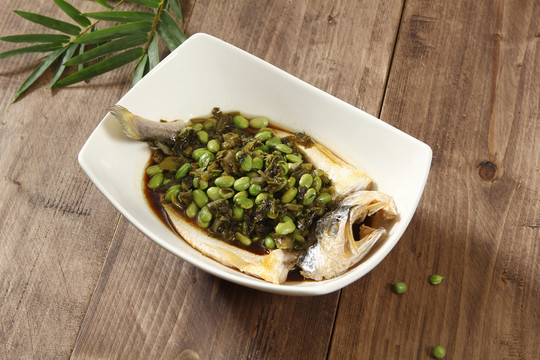 雪菜毛豆蒸咸米魚