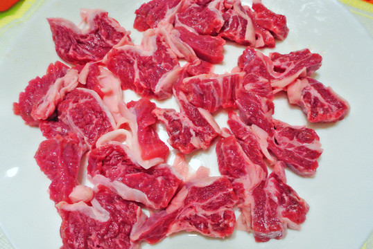 牛腩素材 生牛肉 牛肉塊