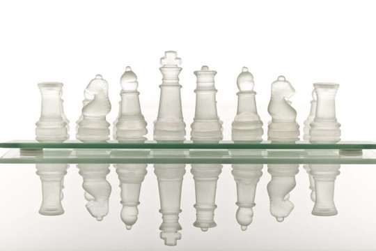 美麗的玻璃象棋