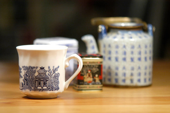 中國茶壺和茶杯