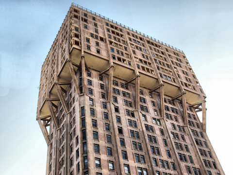 Torre Velasca；米蘭