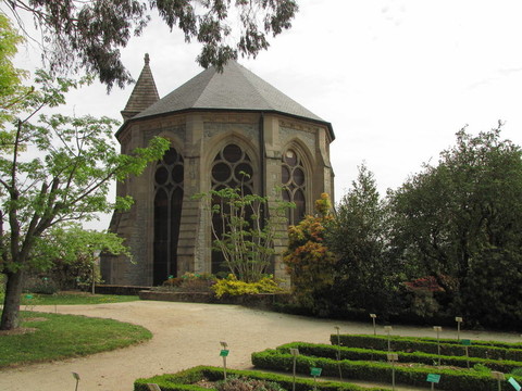 公園；花園；教堂