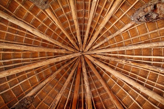 但傳統(tǒng)的天窗從上面wiev PALAPA