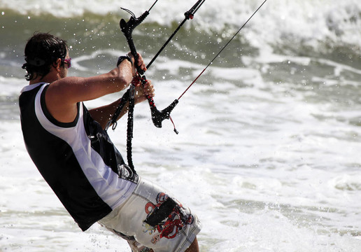 Kitesurfer在行動