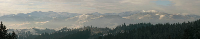 冬山全景