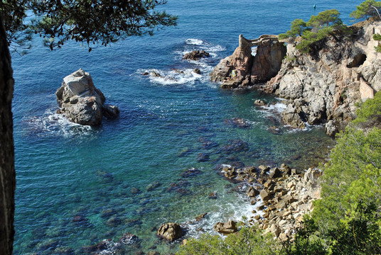 海的彼岸；布拉瓦海岸景觀（西班牙）。