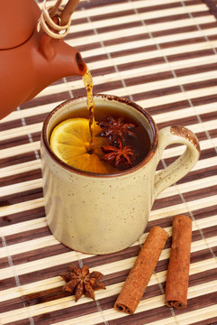 倒茶