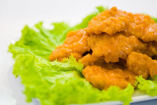 蔬菜片炒魚