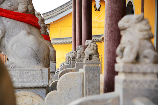 寺廟石獅子