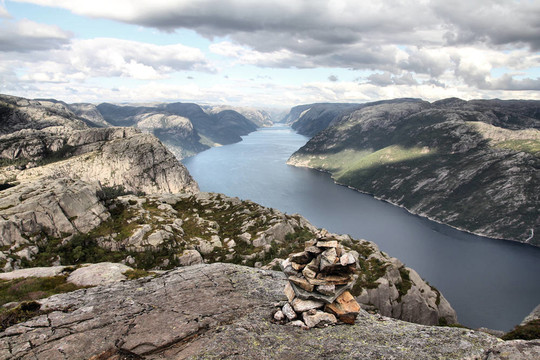 挪威- lysefjorden