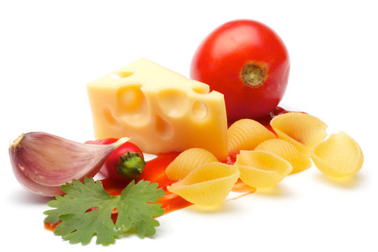 番茄；conchiggle；奶酪；大蒜；芹菜；辣椒醬。