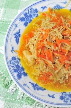 簡(jiǎn)單美味的蘑菇