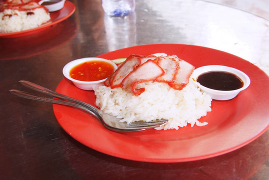 中國的街頭食品；叉燒飯