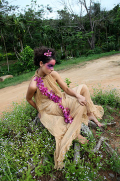 時(shí)尚的形象。