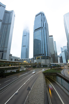 在香港的一天，霧交通