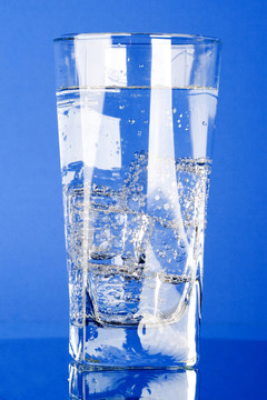 冷水玻璃
