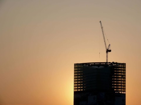 建筑。日落。