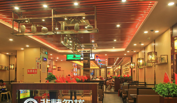 餐館 燈光