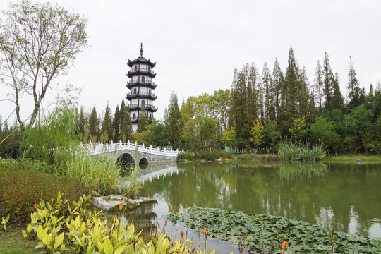 邳州桃花島公園六保塔